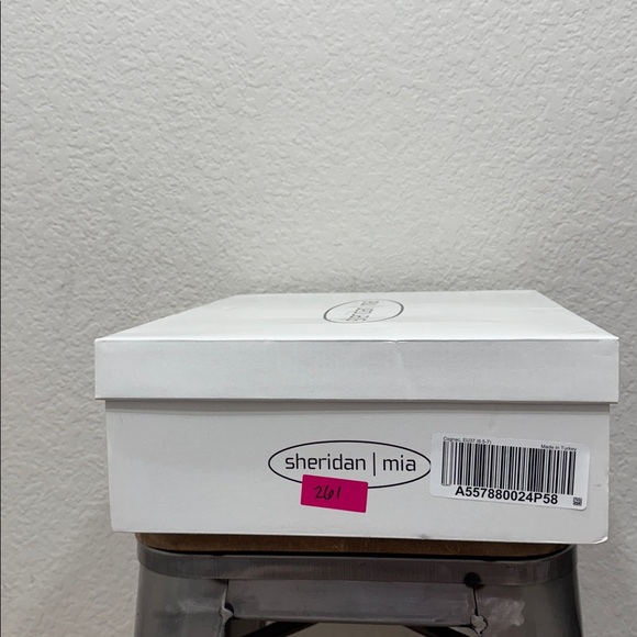 Sheridan Mia Bonaire Leather Zip Front Boots Size 37 / 6.5-7 - Picture 8 of 8